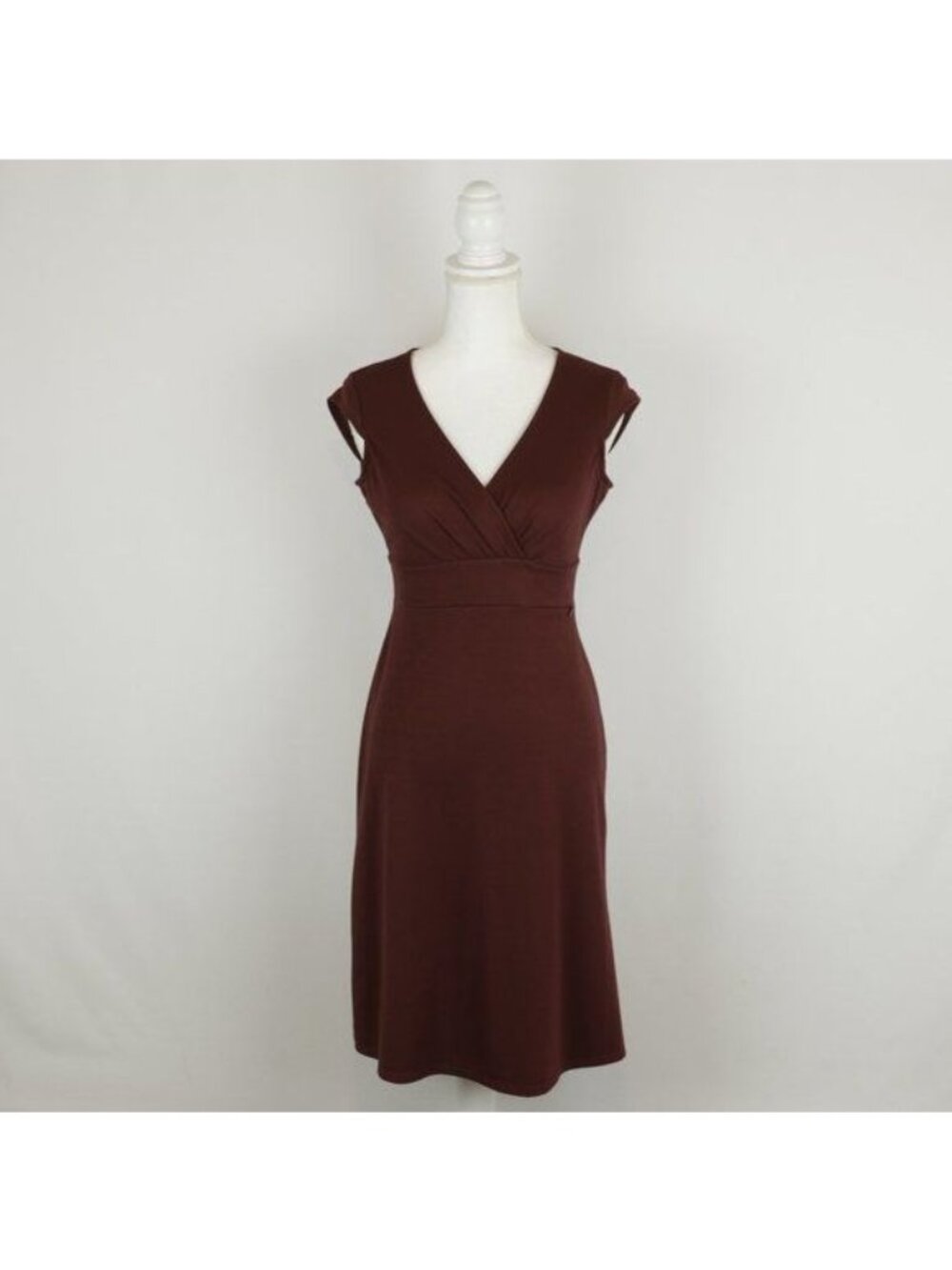 REI Women's Extra Small Burgundy V-Neck Cap Sleeve Knit Knee Length Dress
